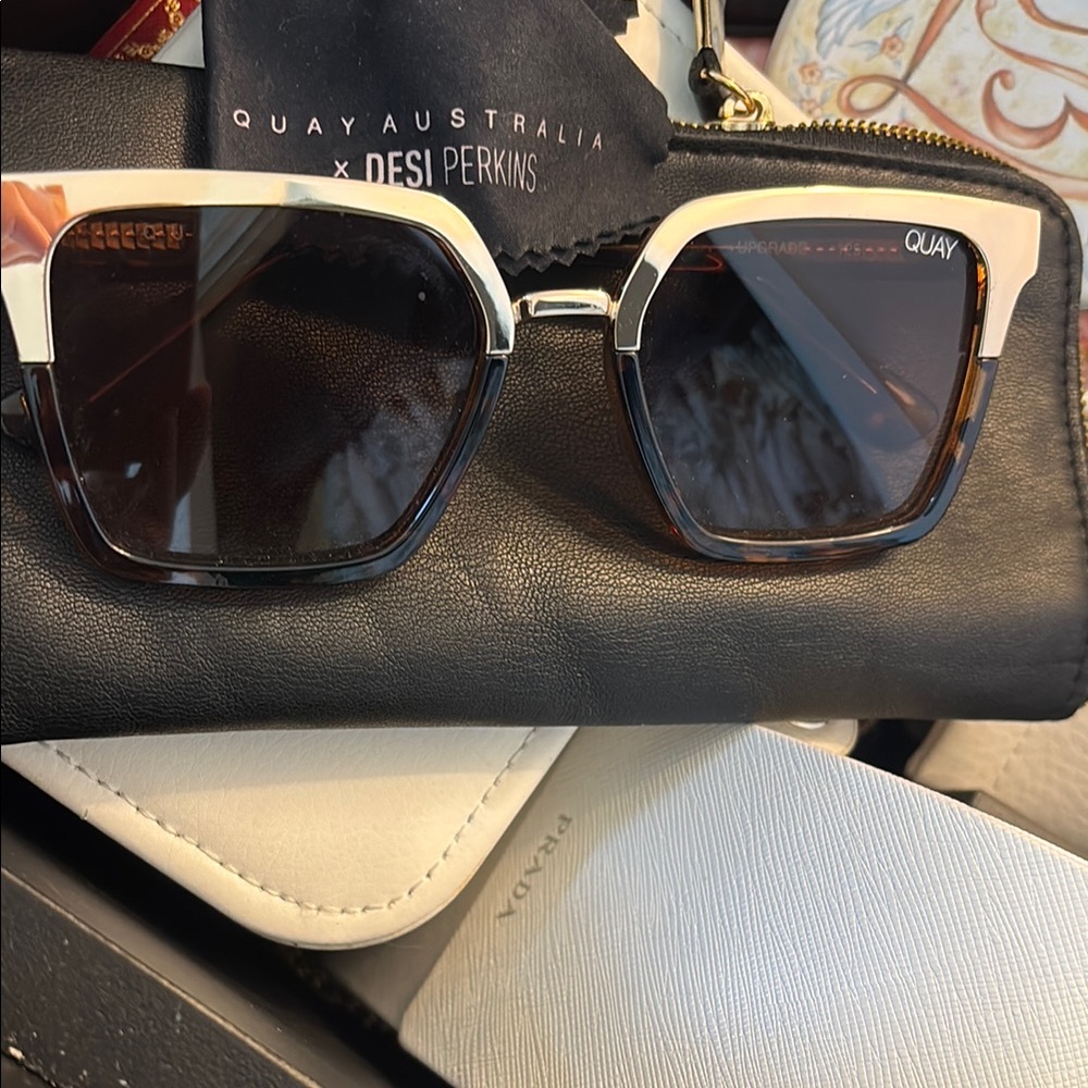 Quay Australia Sunglasses with Tortoise and Gold Frame